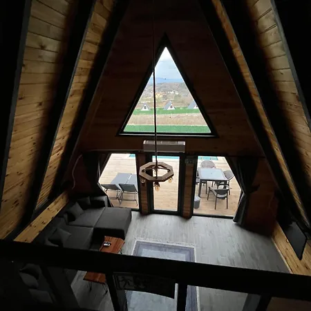 Oscardeluxebungalov Chalet